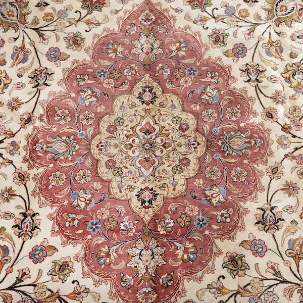 Fine Oriental Rugs & Carpets